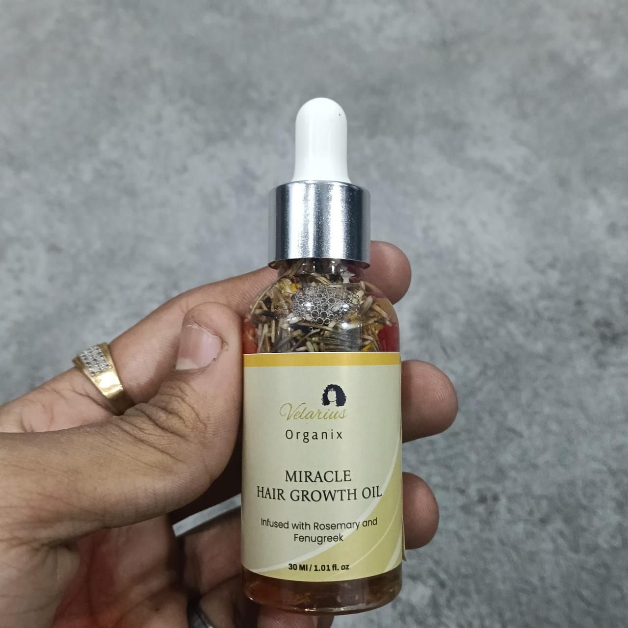 Miracle Hair Growth Oil 30 ml: Buy 1 Get 1 Free